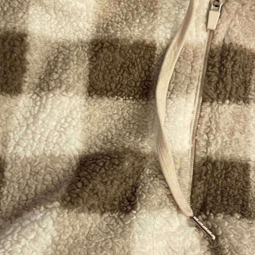 Brown/White Checkered Sweatshirt